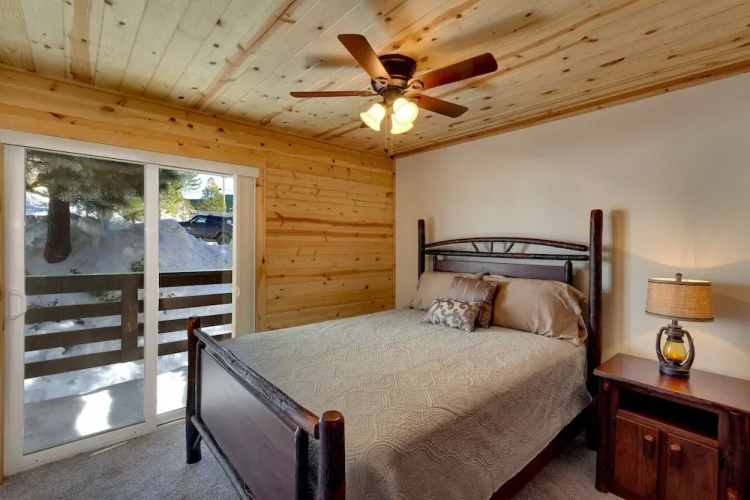 Tall Pine Chalet 3 Bedroom Home