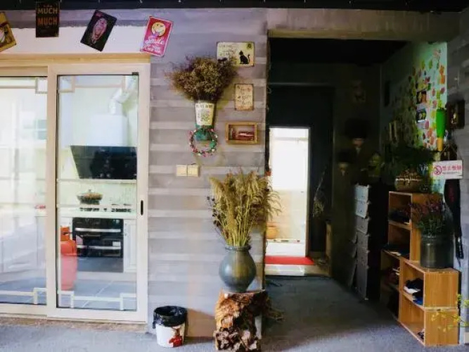 Backpacker Youth Hostel