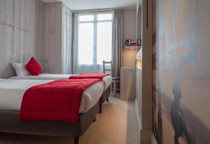 Standard Twin room