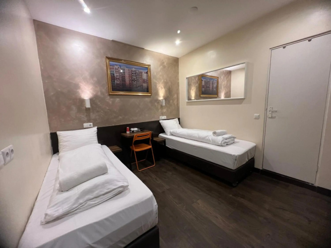Budget Dam Hotel