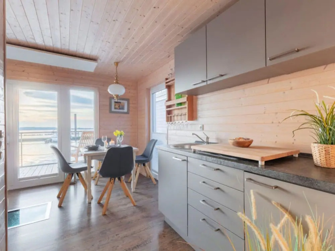 The Goose Modern Retreat