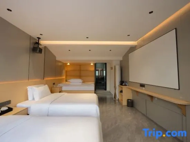 Triple Suite