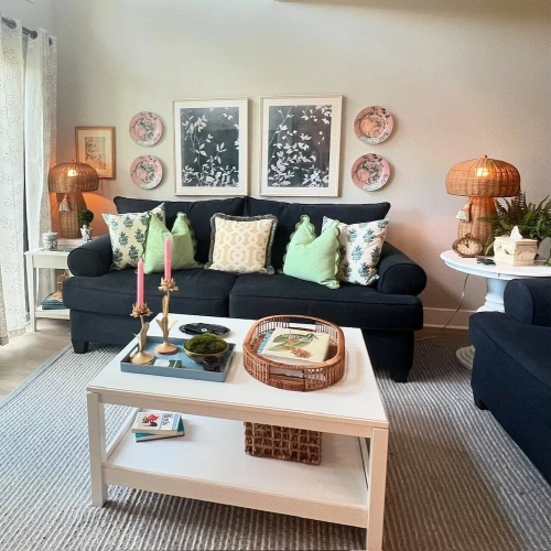 2 Bedrooms Villa