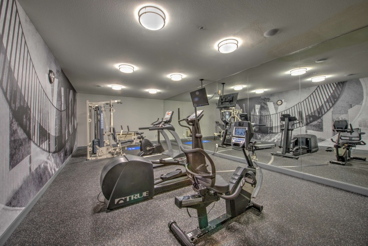 Best Western Plus Media Center Inn & Suites photo 16