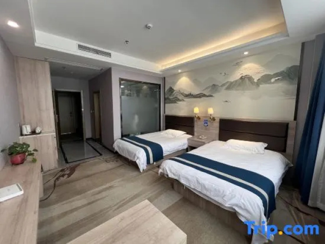 Yufeng Hotel