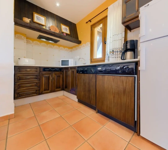 1 Bedroom Apartment with partial sea view