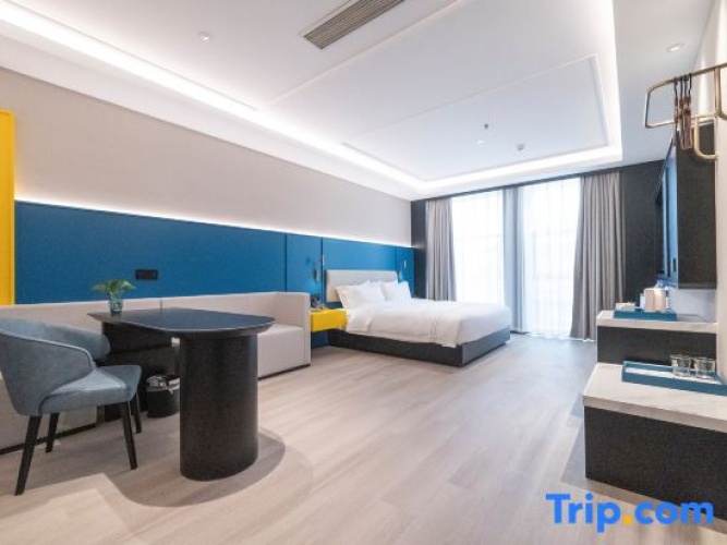 Luxury Suite