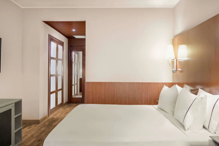 AC Hotel Genova by Marriott