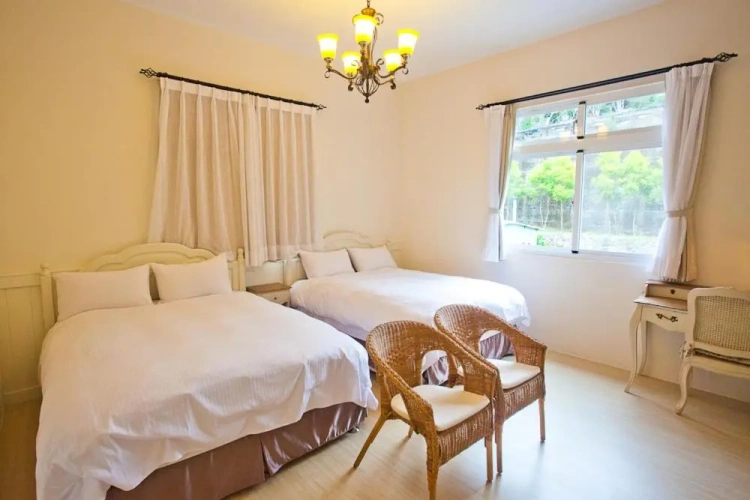 Classic Quadruple room