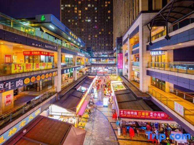 JI Hotel (Chengdu Zhaojuesi Subway Station)