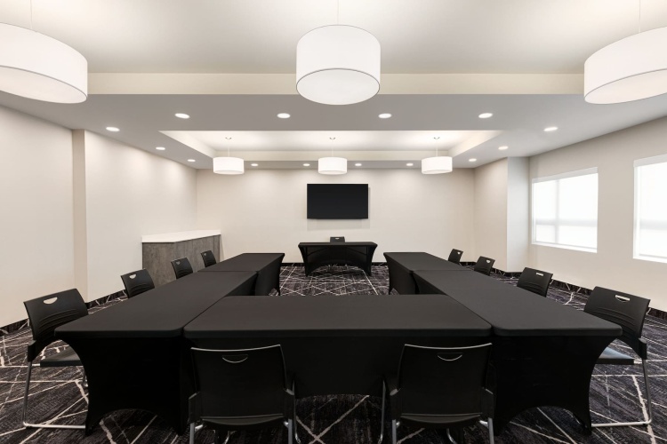 Microtel Inn And Suites By Wyndham Boisbriand photo 16