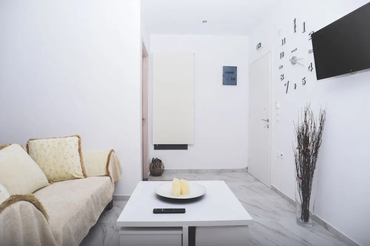 Albertos House