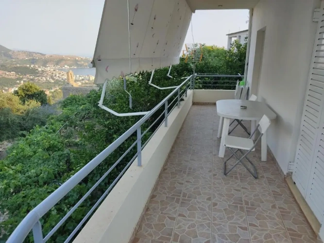 Apartment with sea view