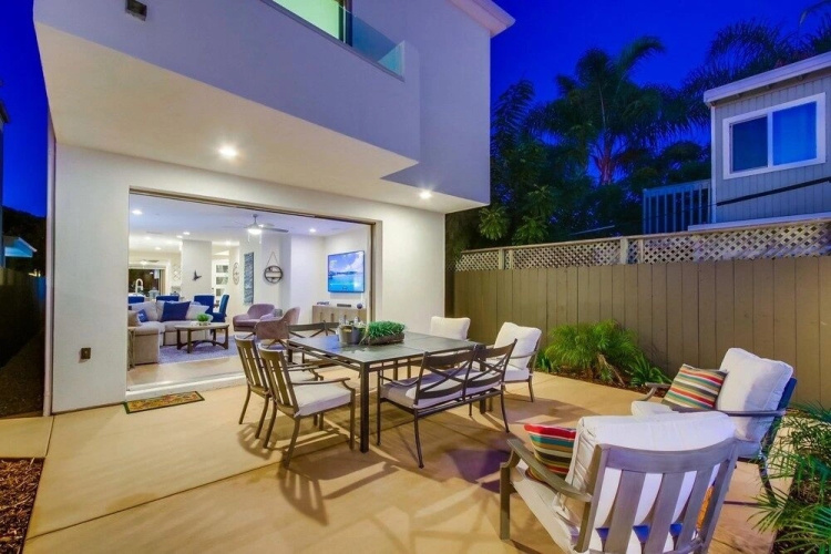 CA Dreaming 5 Bedroom Home