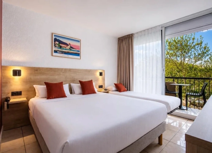 Standard Double room with balcony