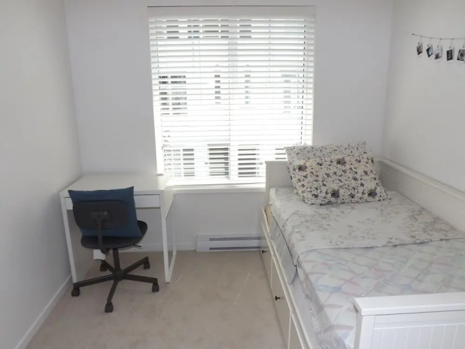 Welcome To Surrey Townhouse
