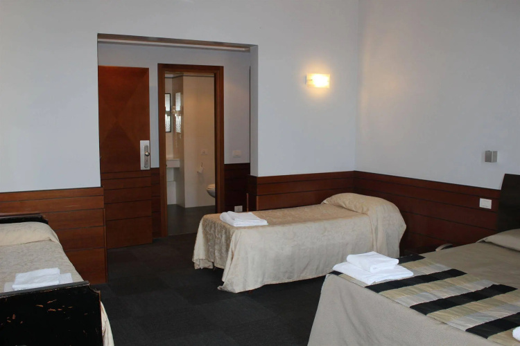 Romalive Hotel