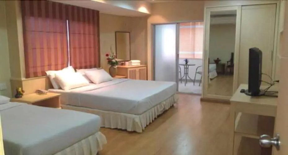 Chawamit Residence Bangkok