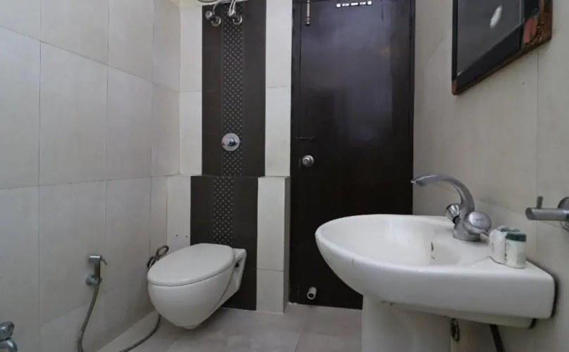 Hotel Vaishnoi Inn