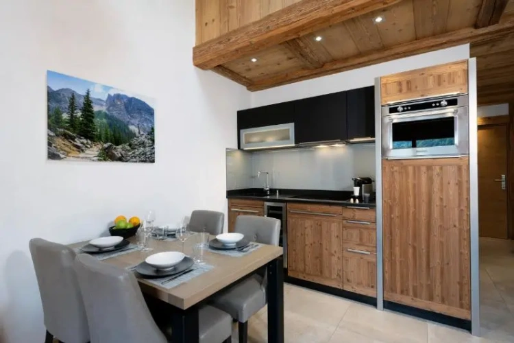 1 Bedroom Quadruple Apartment with balcony