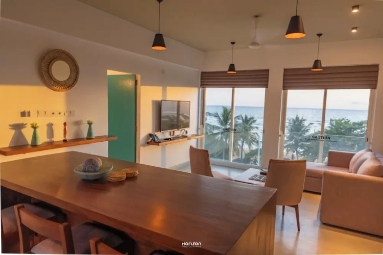 Deluxe Apartment