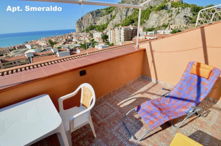 Studio with sea view