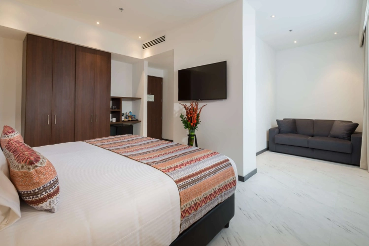 Double Suite
