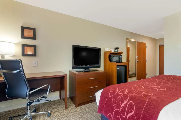 Travelodge Macon I-475