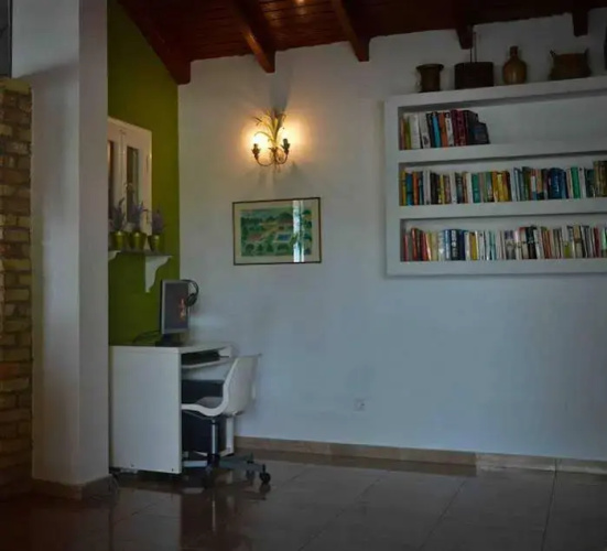 Katia Apartments