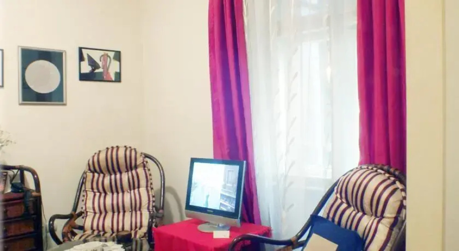 Apartment Miros Place