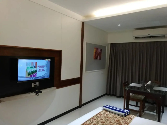 Lumbinis Grand Hotel