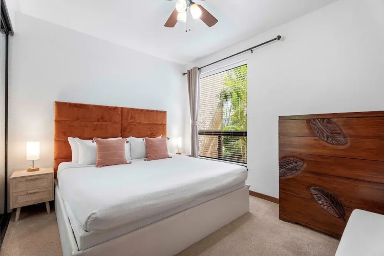 Ground Floor - Private Corner Unit - Vrkcv