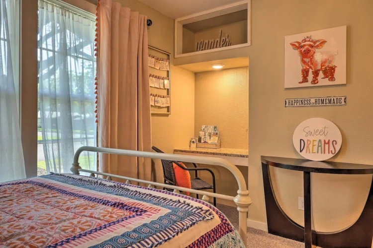 Guest rooms