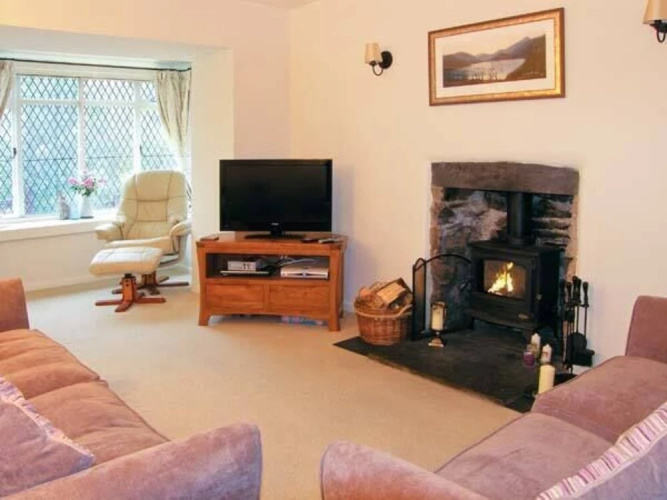 The Cottage, Coed Y Celyn