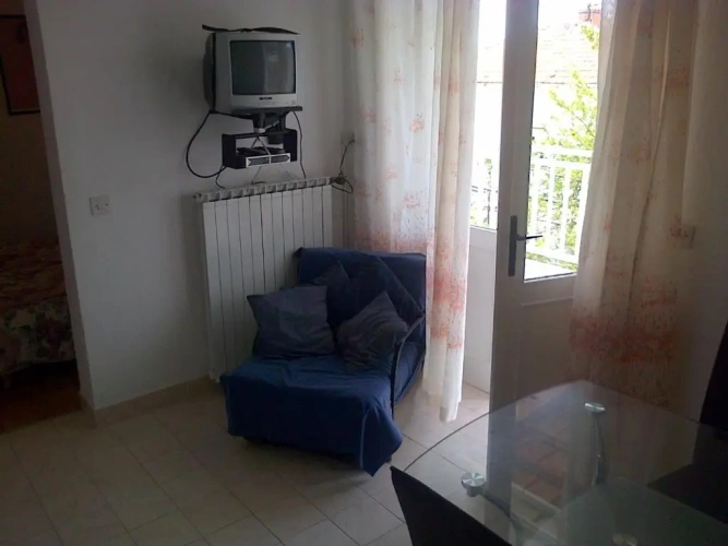 1 Bedroom Apartment with garden view