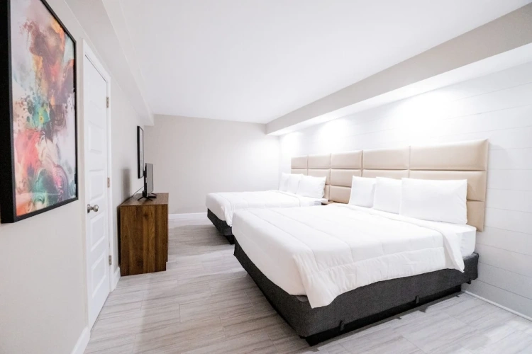 Standard Quadruple room