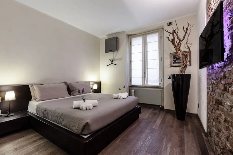 1 Bedroom Apartment with balcony