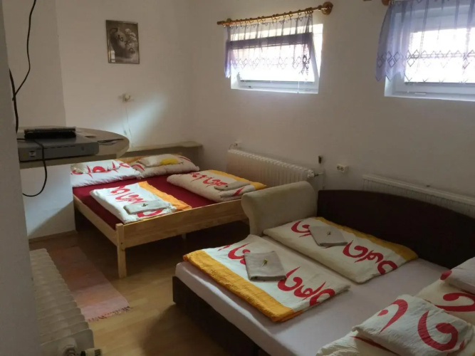 Sárvári Vendégház Pécs,Hosszúhetény