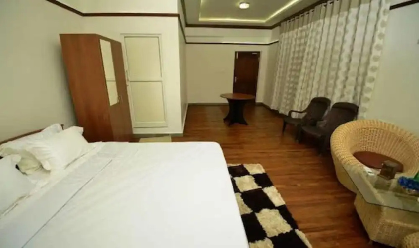 Goroomgo Hotel Shivay Varanasi
