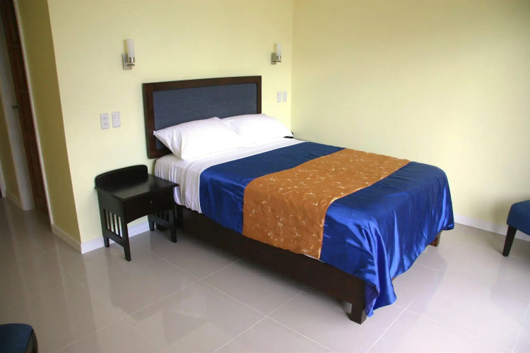 Caimito Beach Hotel