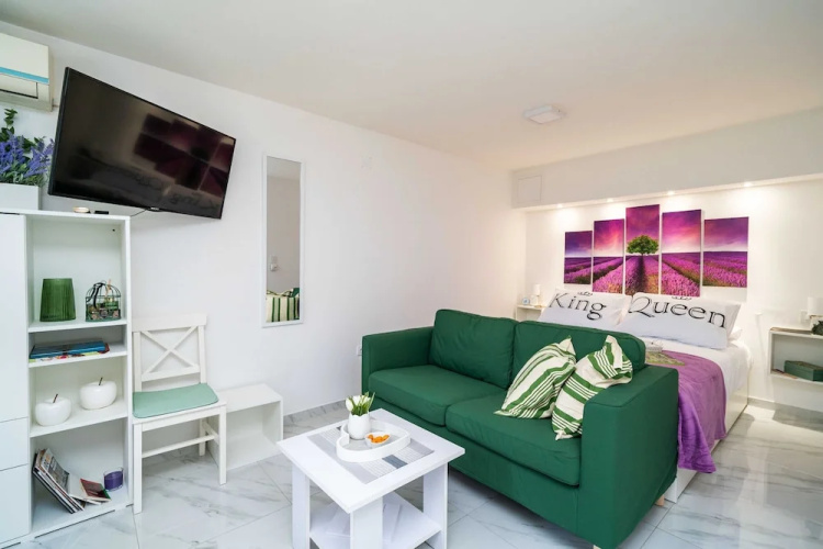 Apartment Laneta