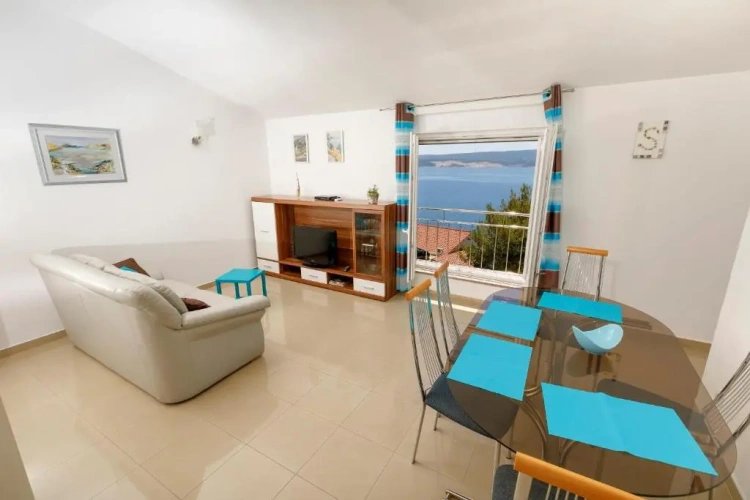 2 Bedrooms Apartment with balcony
