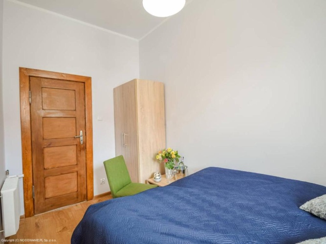 3 Bedrooms Apartment