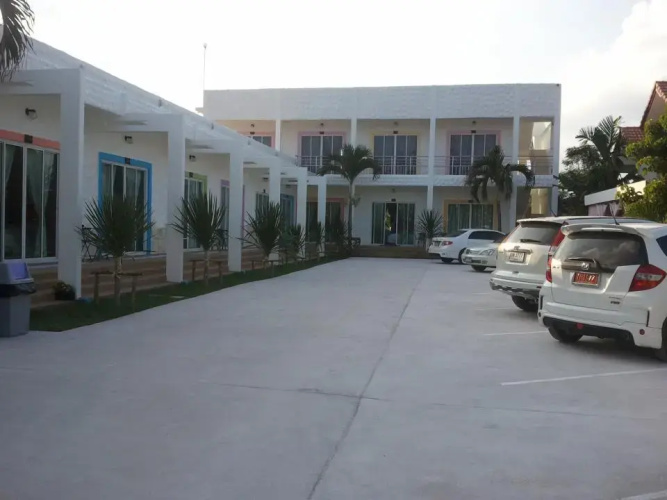 Baanchomjan @ Suanphung