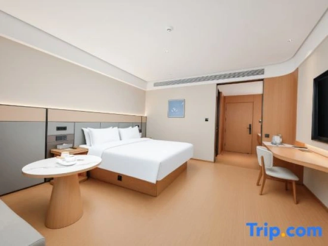 Standard Double room with view