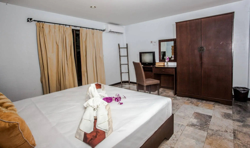 Nirvana Hotel Patong