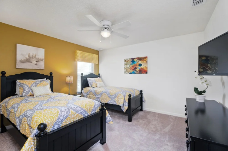 1287YC - West Haven Gated Community