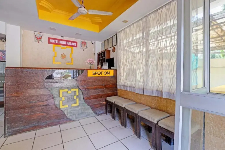 Hotel Mini Palace