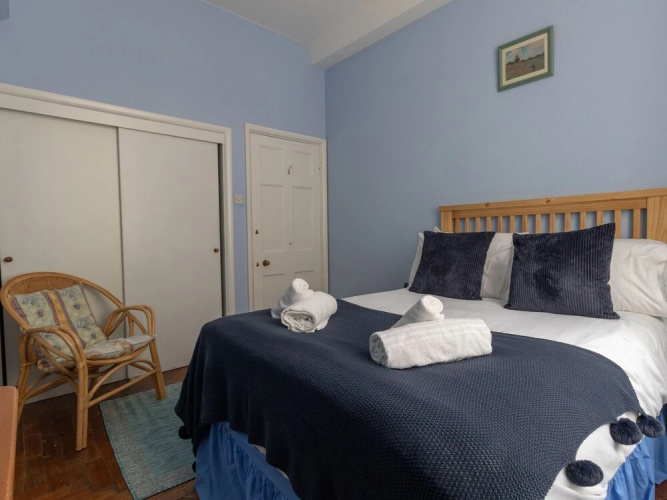 Watersmeet Apartment