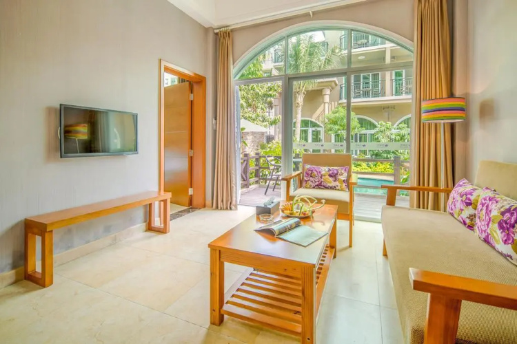 Phoenix Villa